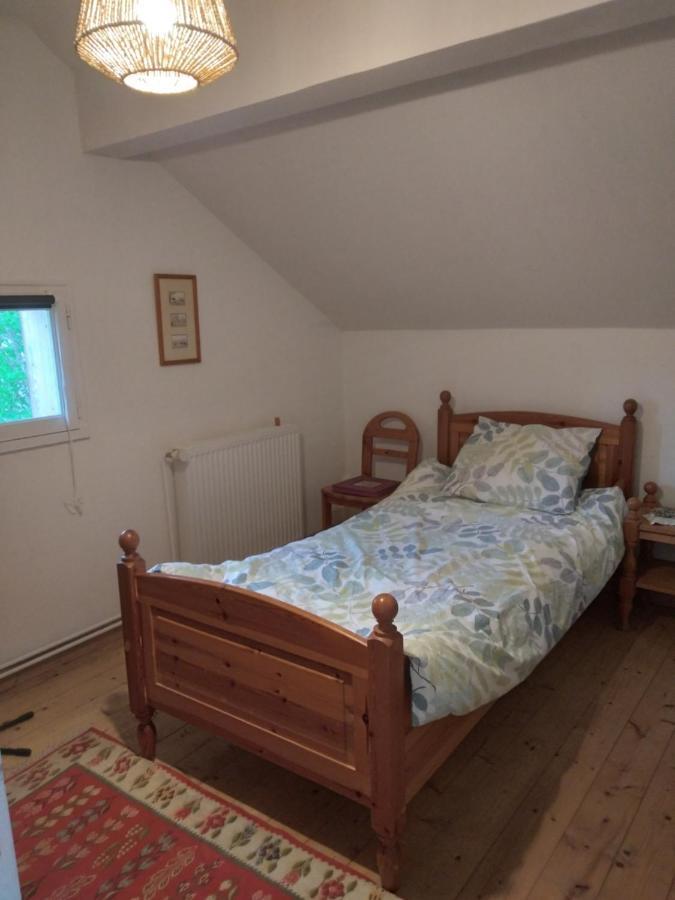 Les Dames De La Saugiat Bed & Breakfast Le Fied Exterior photo